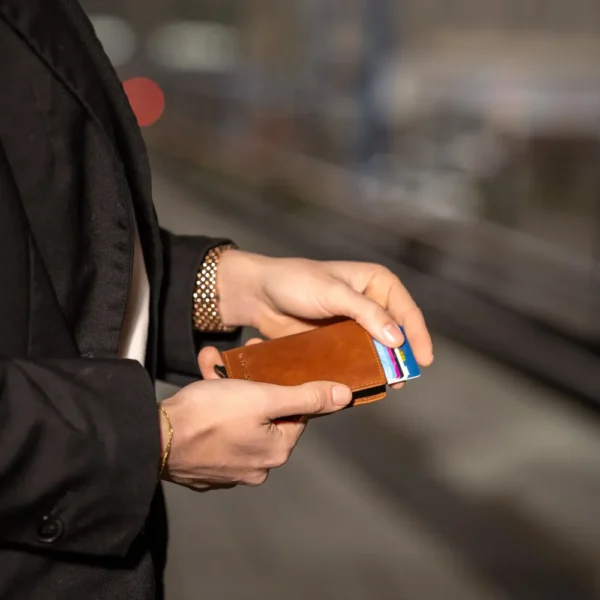 The Chesterfield Brand Portafoglio In Pelle Cognac Lagos - immagine 2